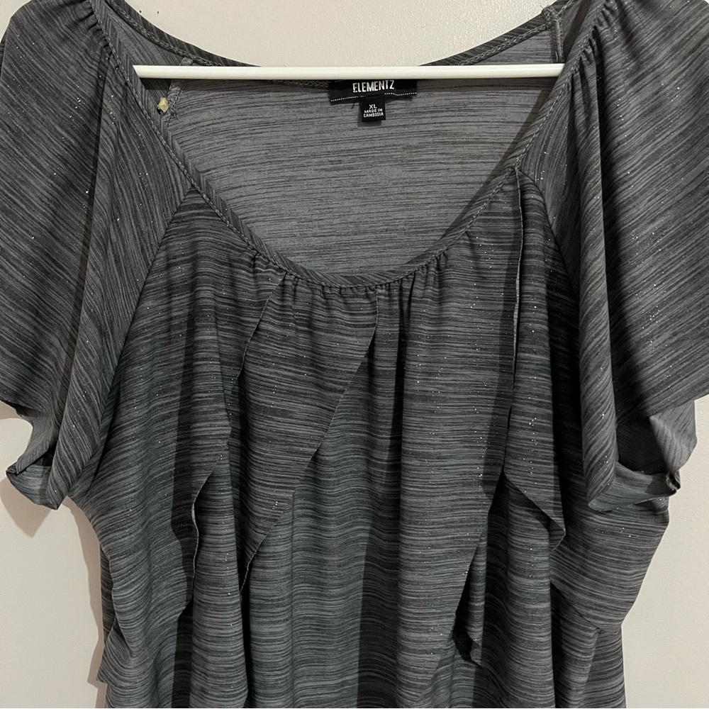 Elementz Gray Ruffled Blouse Relaxed Fit sparkly stretchy XL Top